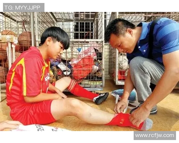 深圳足球队的耐力探秘：从训练到比赛的坚持与拼搏精神